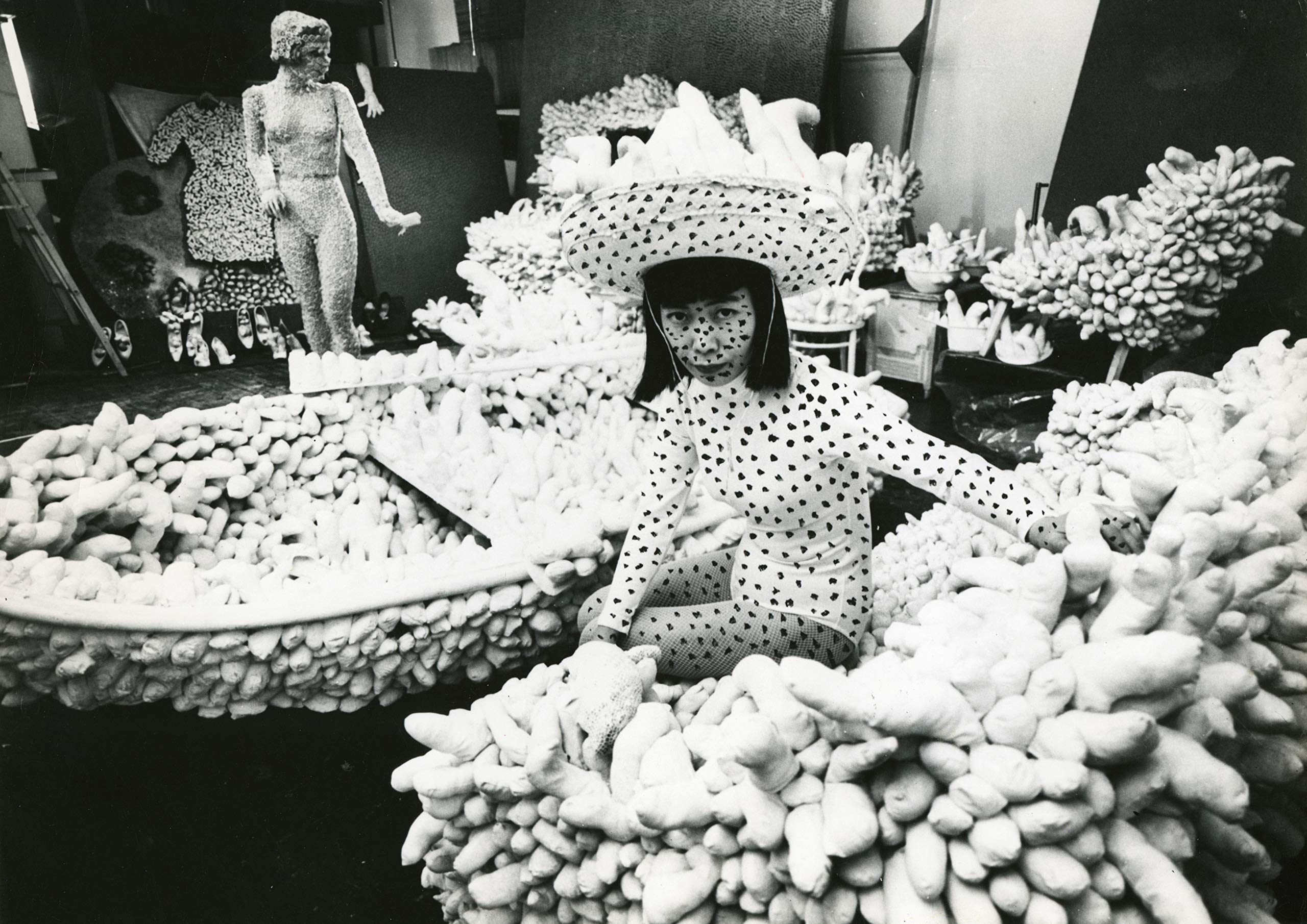 Yayoi Kusama: A Retrospective | Yayoi Kusama - 2 | YEO