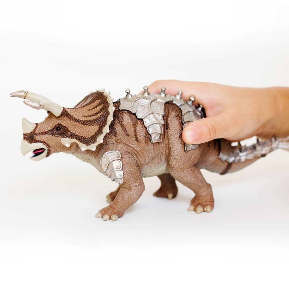 Figurina - Armored Triceratops | Safari - 3 | YEO