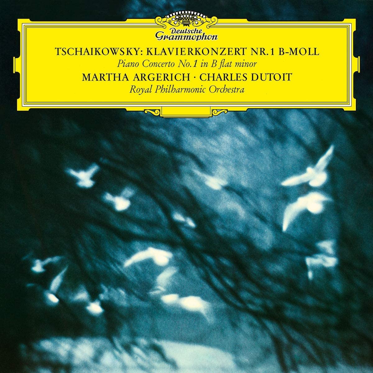 Tchaikovsky: Piano Concerto No. 1 in B-Flat Minor – Vinyl | Martha Argerich, Charles Dutoit, Royal Philharmonic Orchestra Argerich poza noua