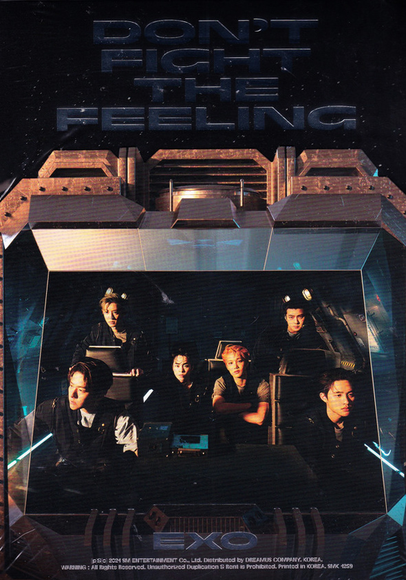 Don\'t Fight The Feeling (Photo Book Version 2) | Exo