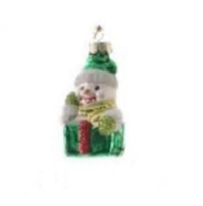 Decoratiune pentru brad - Figure Glass - Snowman Green Gift - Om De Zapada Cu Cadou Verde | Kaemingk