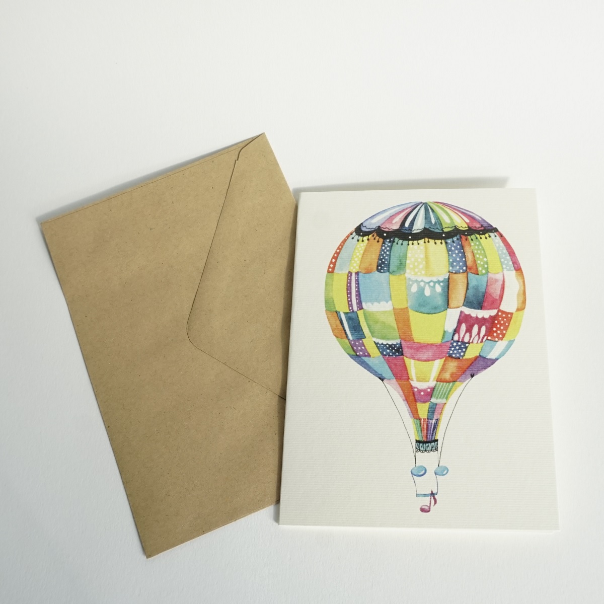 Felicitare - Balon cu aer cald - Note muzicale | Ana-Maria Galeteanu Ilustrator