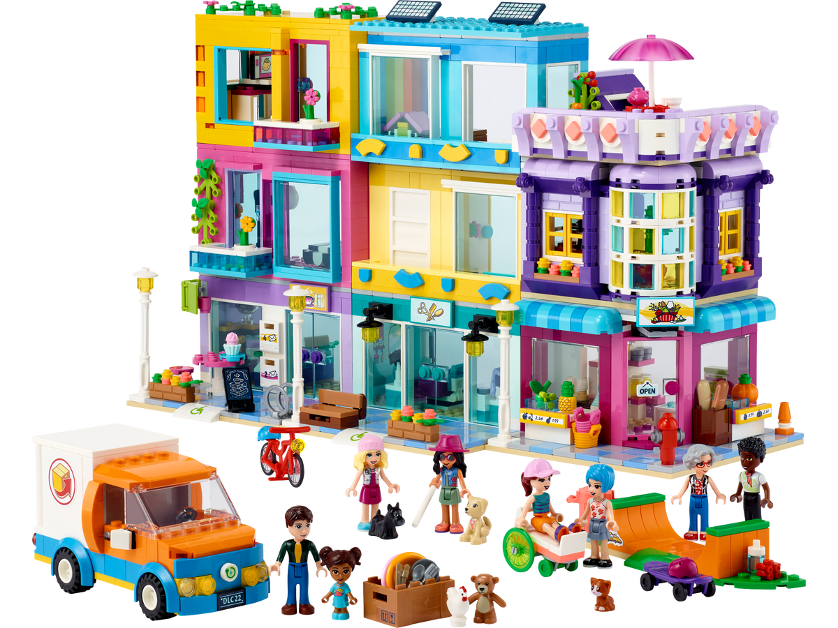 LEGO Friends - Cladirea de pe strada principala (41704) | LEGO