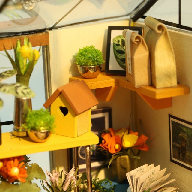 Puzzle 3D din lemn - Minicasuta Verde - Floraria Cathy | Robotime - 3