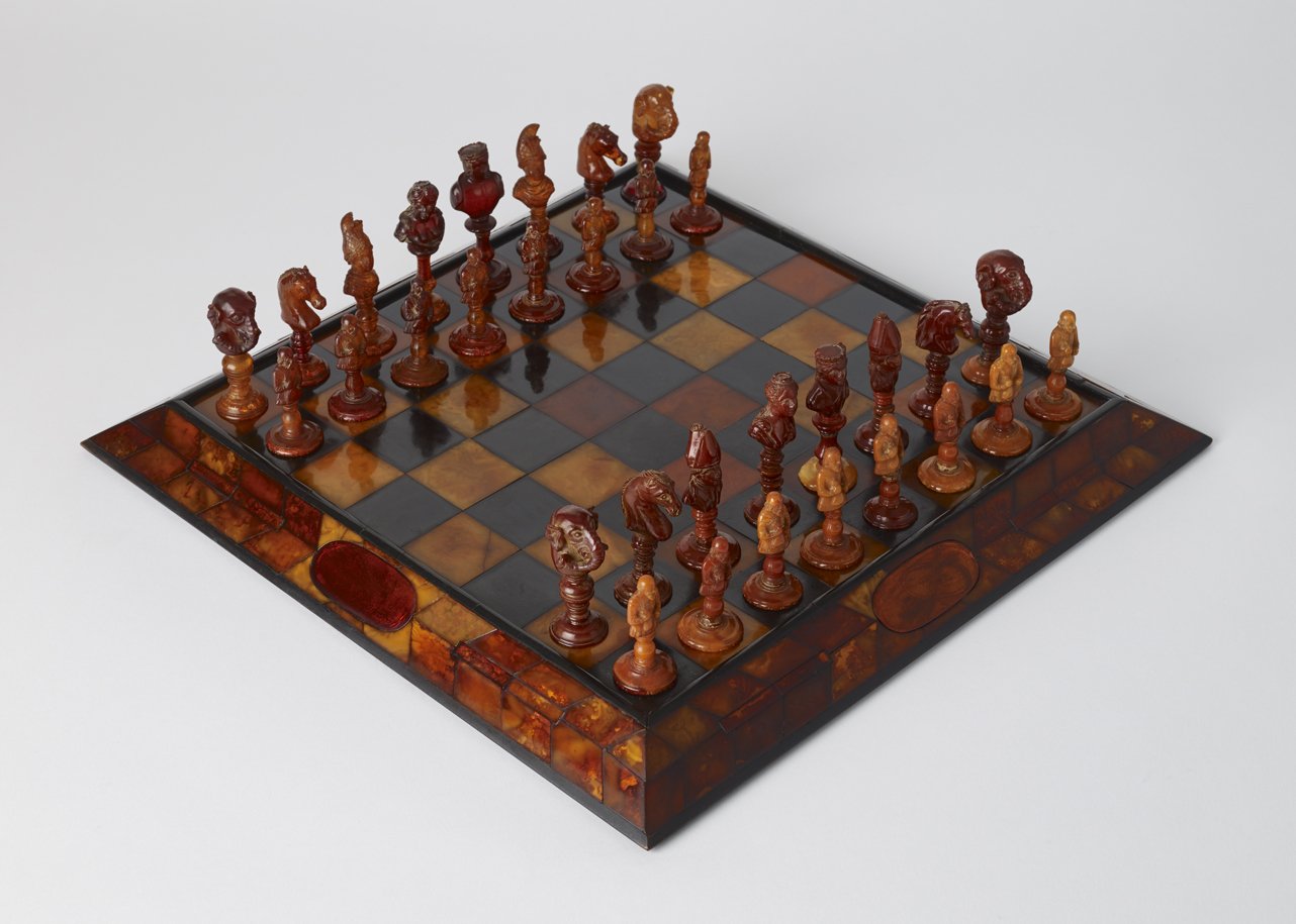 Master Works. Rare and Beautiful Chess Sets of the World | Dylan McClain - 4 | YEO