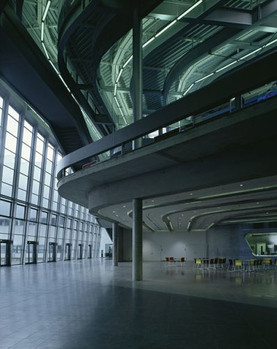 Zaha Hadid. BMW Central Building | Todd Gannon - 4 | YEO