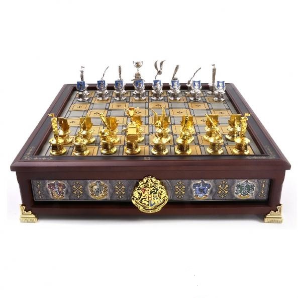 Joc de sah - The Hogwarts Houses Quidditch Chess Set | The Noble Collection - 1