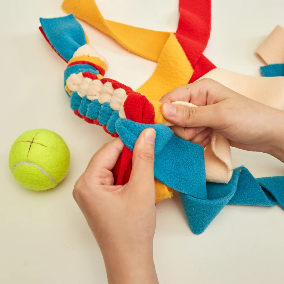 Set DIY - Make Your Own Tug Toy | Kikkerland - 1 | YEO