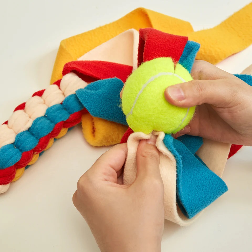 Set DIY - Make Your Own Tug Toy | Kikkerland - 2 | YEO