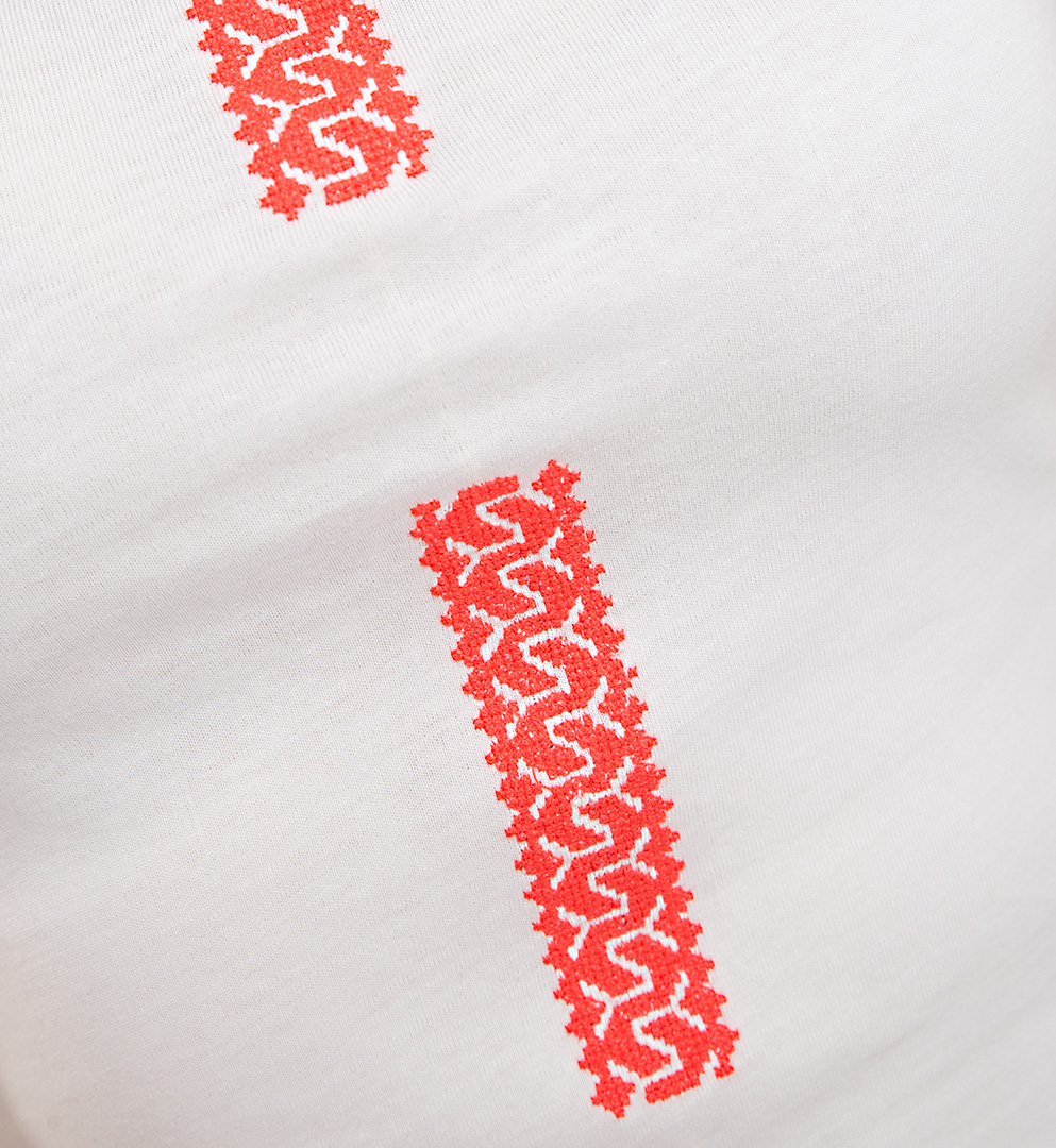 Tricou alb - Broderie rosu neon - Marimea XS - Model 1 | The Dresser