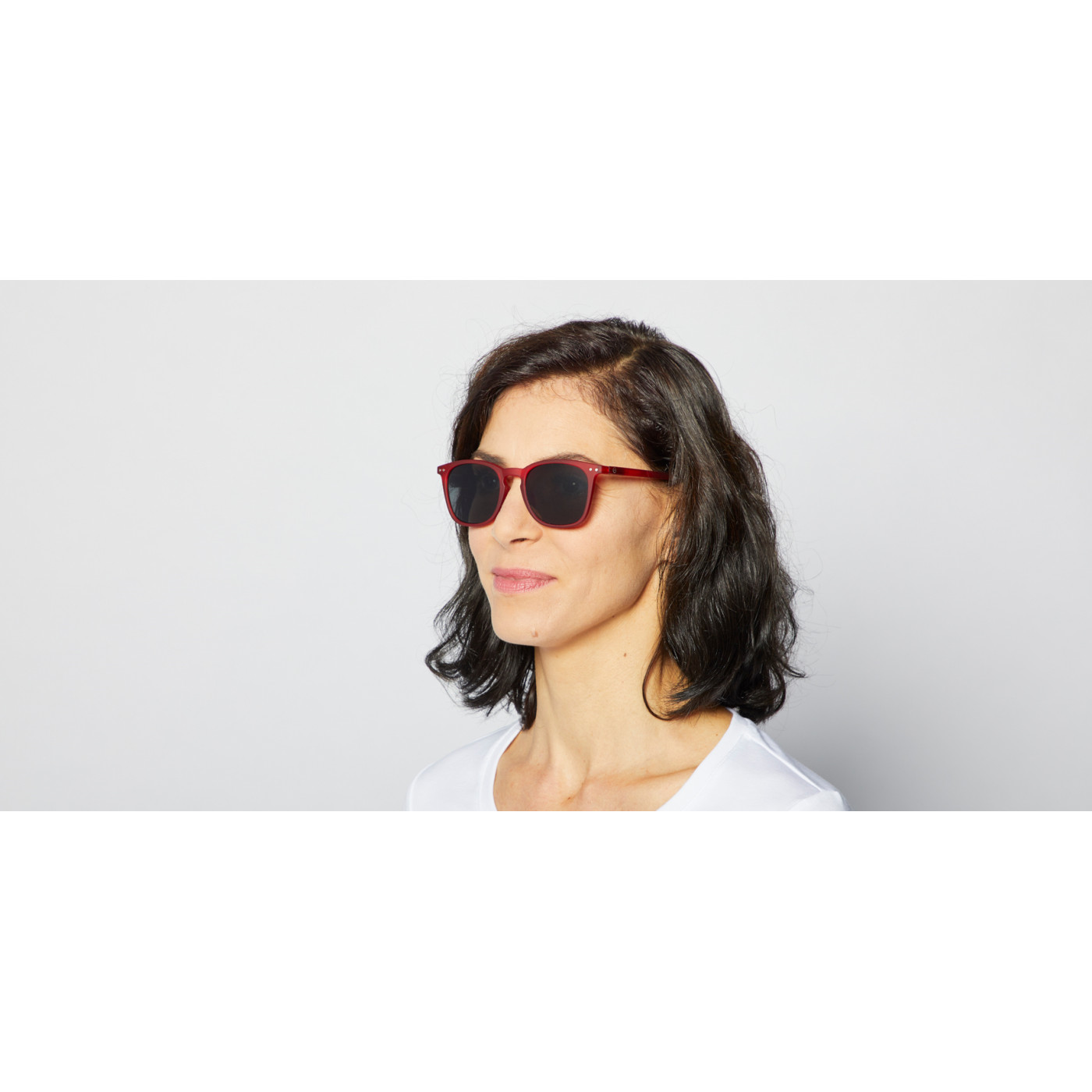 Ochelari de soare +0.00 - #E Red Crystal - Soft Grey Lenses | Izipizi