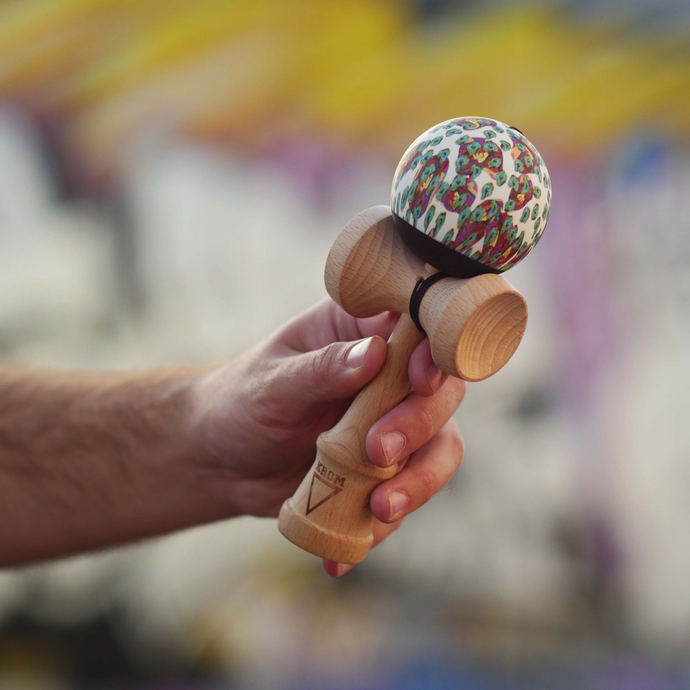 Joc de indemanare - Kendama - Krom Party Pelle - Scoped Rubber | Krom