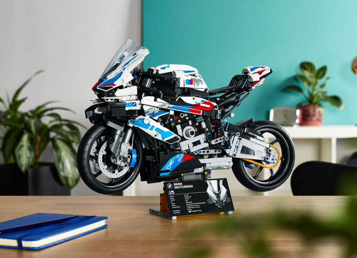 LEGO 42130 - Technic - BMW M 1000 RR, 1920 piese | LEGO - 9 | YEO