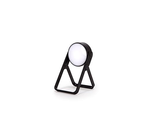 Lampa - Foldable Spot Light | Kikkerland - 1 | YEO