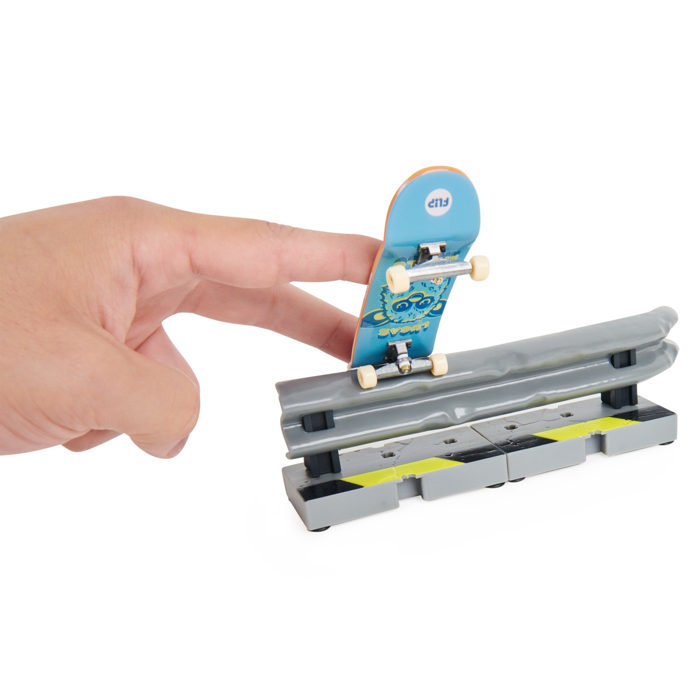 Jucarie interactiva Tech Deck - Fingerboard Lucas cu obstacol | Spin Master - 2 | YEO