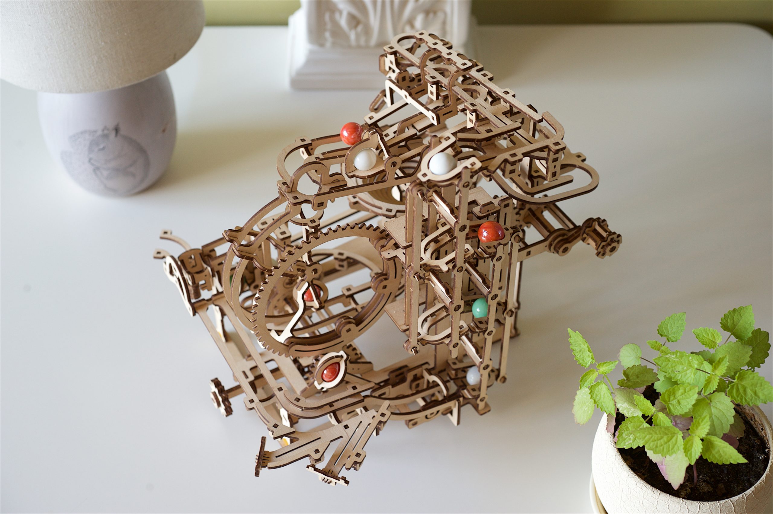 Puzzle mecanic - Marble Run Stepped Hoist | Ugears - 1