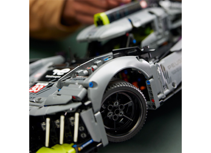 LEGO Technic - Peugeot 9x8 24H Le Mans Hybrid Hypercar (42156) | LEGO - 2 | YEO