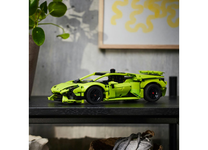 LEGO Technic - Lamborghini Huracan Tecnica (42161) | LEGO - 5 | YEO