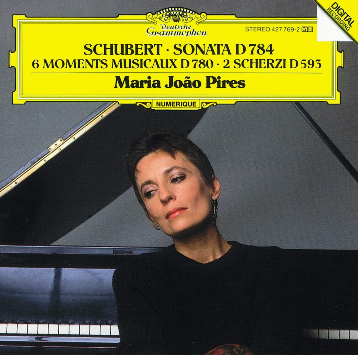 Schubert: Sonata D 784, 6 Moments Musicaux D 780, 2 Scherzi D 593 | Maria-Joao Pires - 1 | YEO