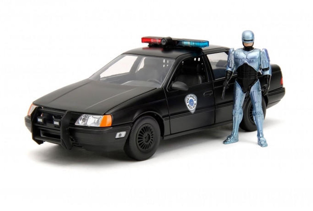 Set masinuta cu figurina - Robocop si Ford Taurus 1986  | Jada Toys