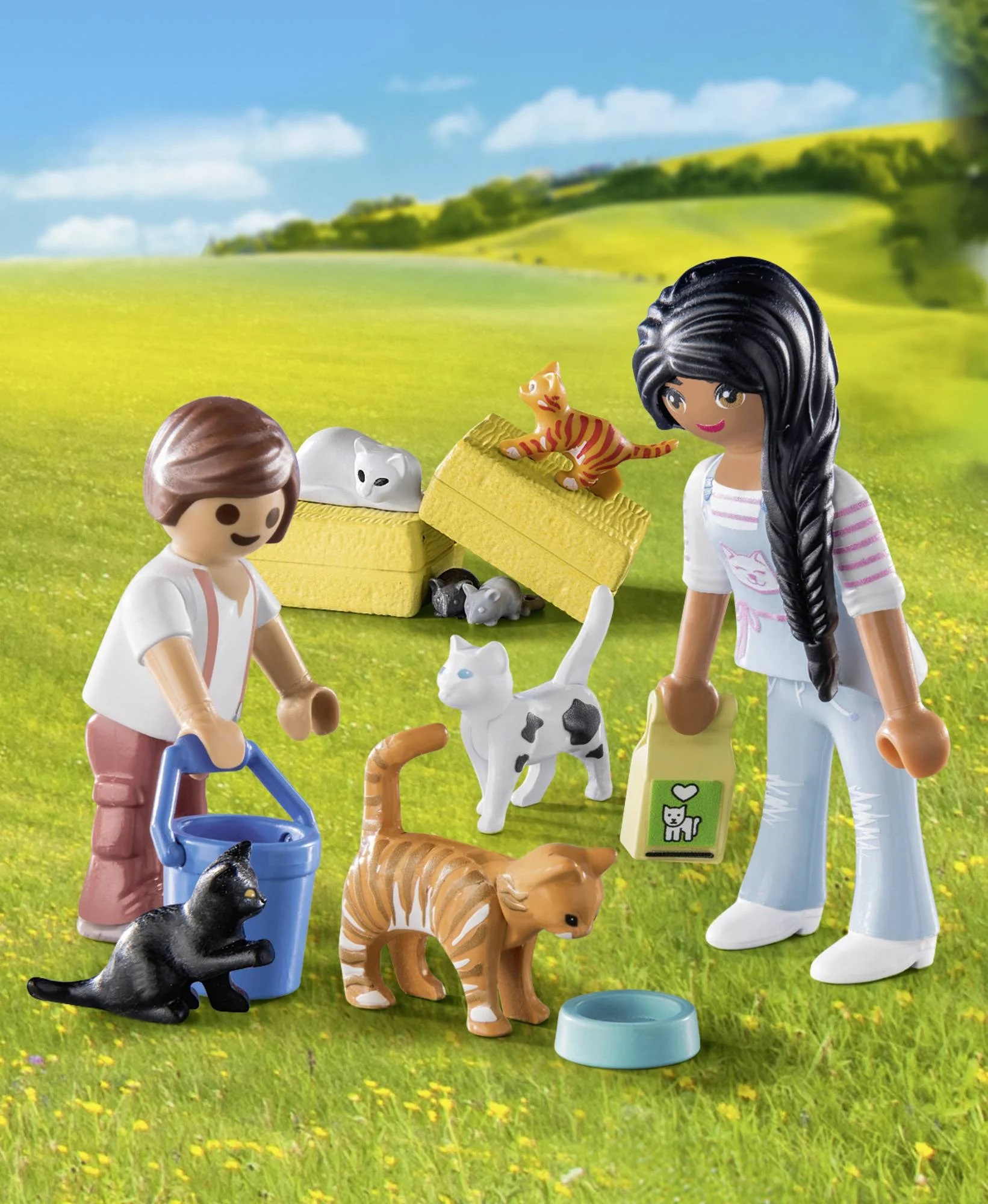 Set 9 figurine cu accesorii - Familie de pisici | Playmobil - 1 | YEO