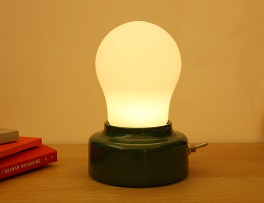 Bulb Light | Kikkerland