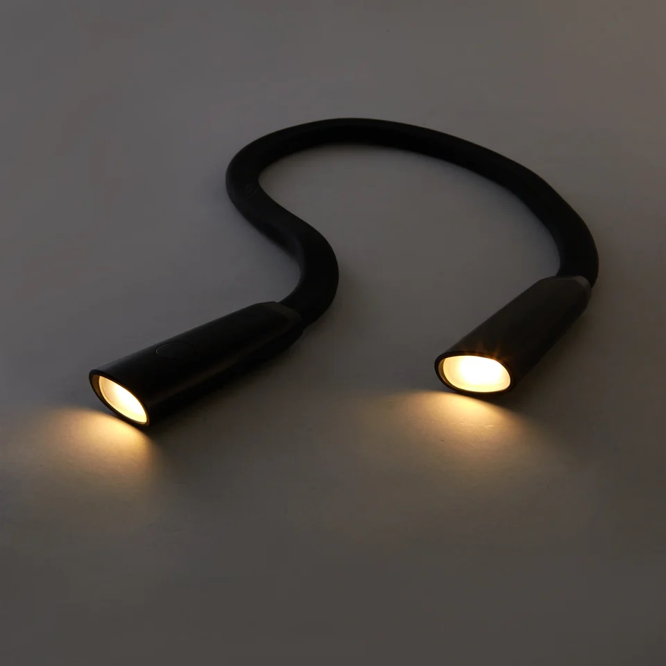 Lampa pentru citit - Hands-Free Book Light | Kikkerland - 3 | YEO