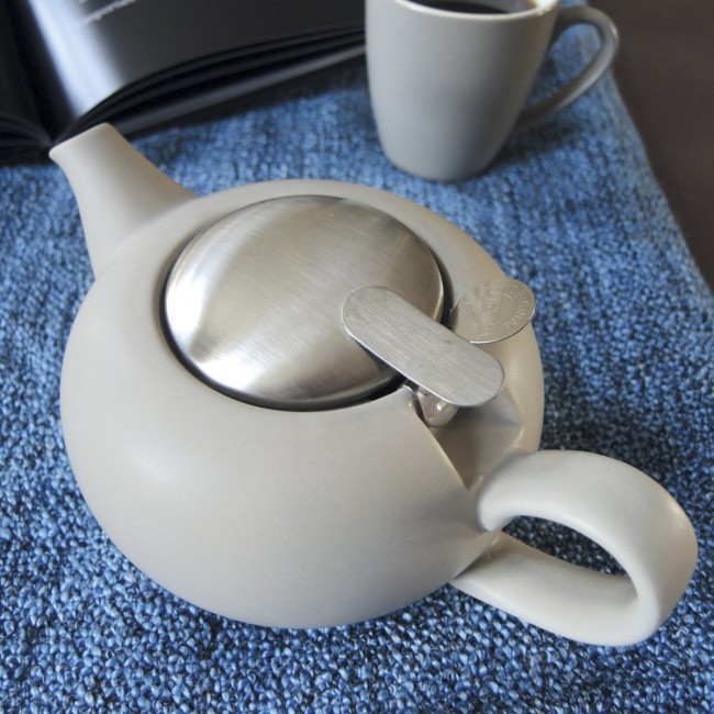Ceainic-London Pottery Pebble- Filter 2 Cup Teapot Matt Putty | Creative Tops