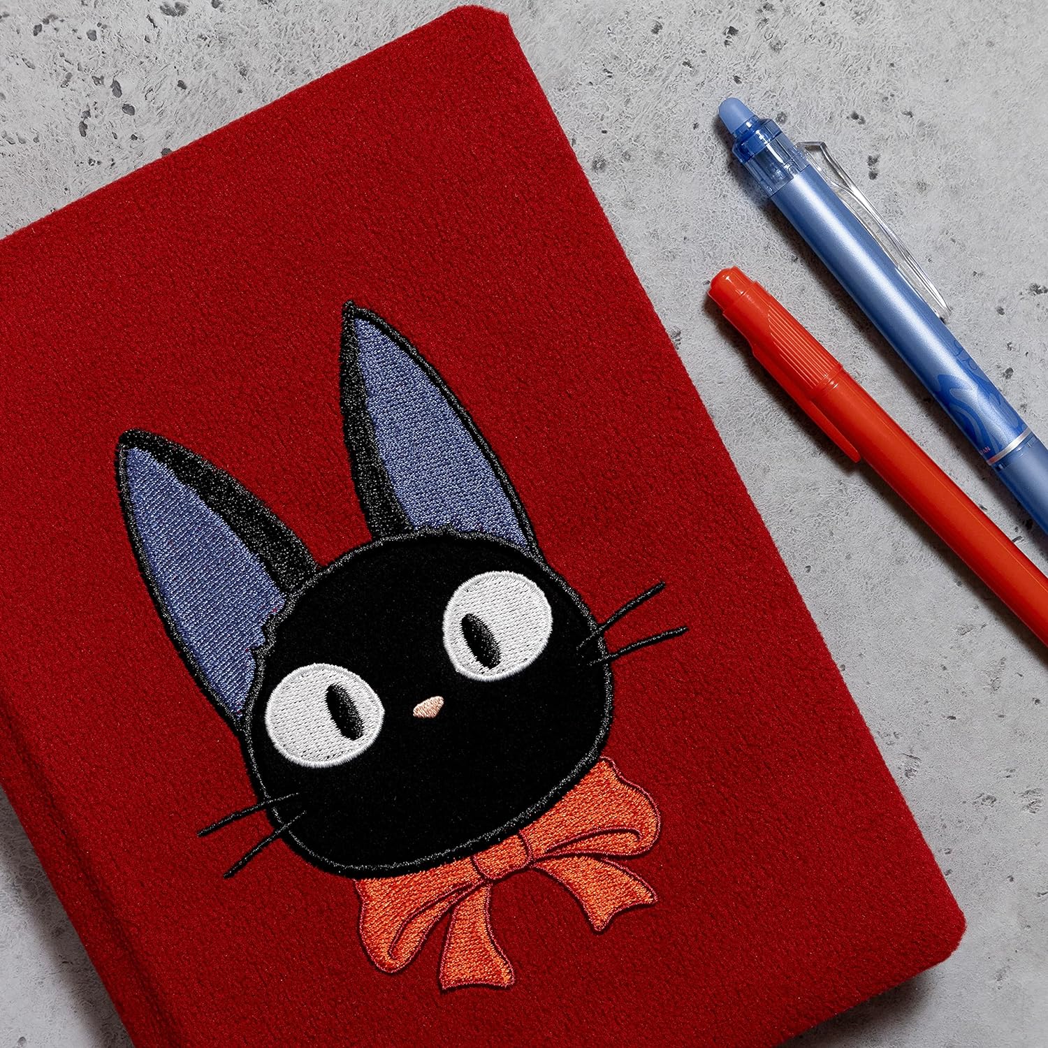 Jurnal de plus - Kiki\'s Delivery Service - Jiji  | Chronicle Books - 3 | YEO