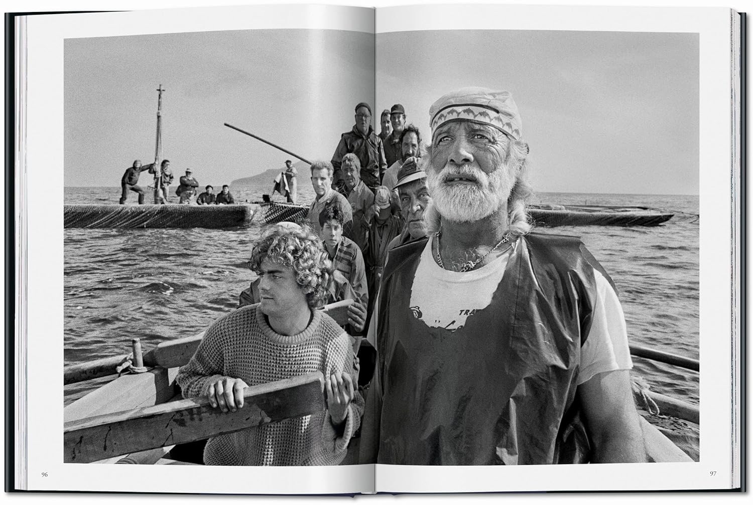 Workers. An Archaeology of the Industrial Age | Sebastiao Salgado, Lelia Wanick Salgado - 4 | YEO