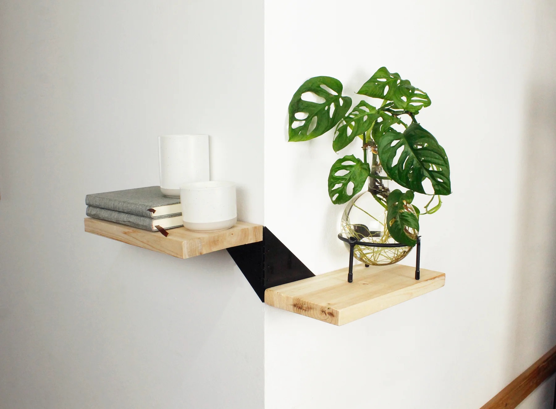 Raft - Corner Shelf | Winkee - 1 | YEO