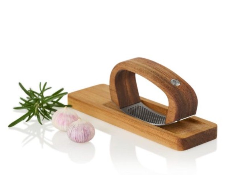 Mojar si pistil - RoccaAlio | AdHoc