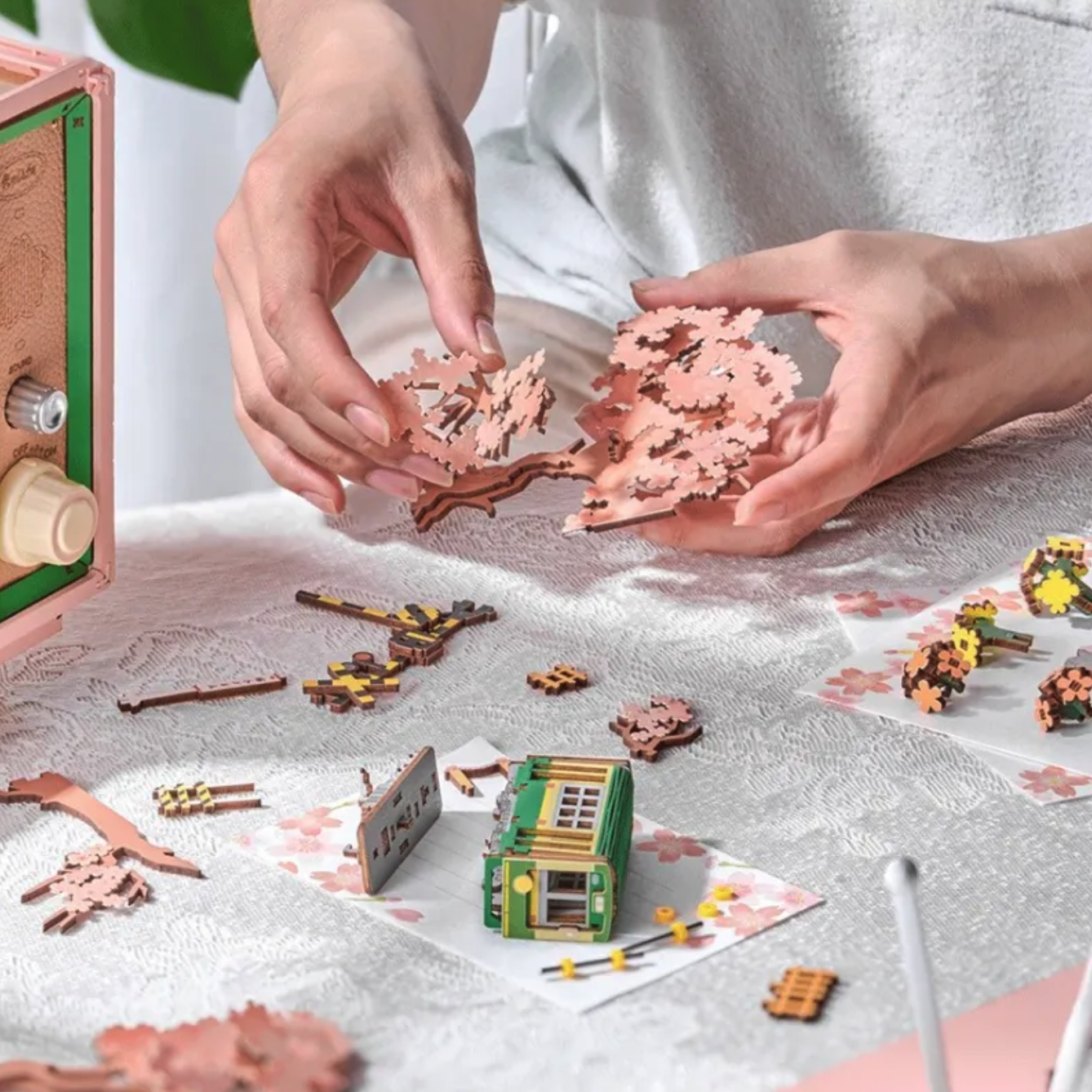 Puzzle 3D 283 piese - Music Dreamer Sakura Dreamy Tour - RoLife | Robotime - 5