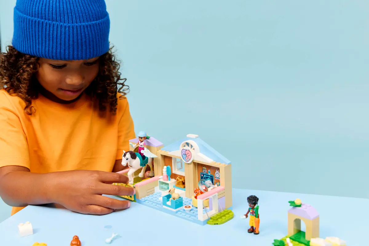 LEGO Friends - Animal Vet Clinic (42696) | LEGO - imagine 6