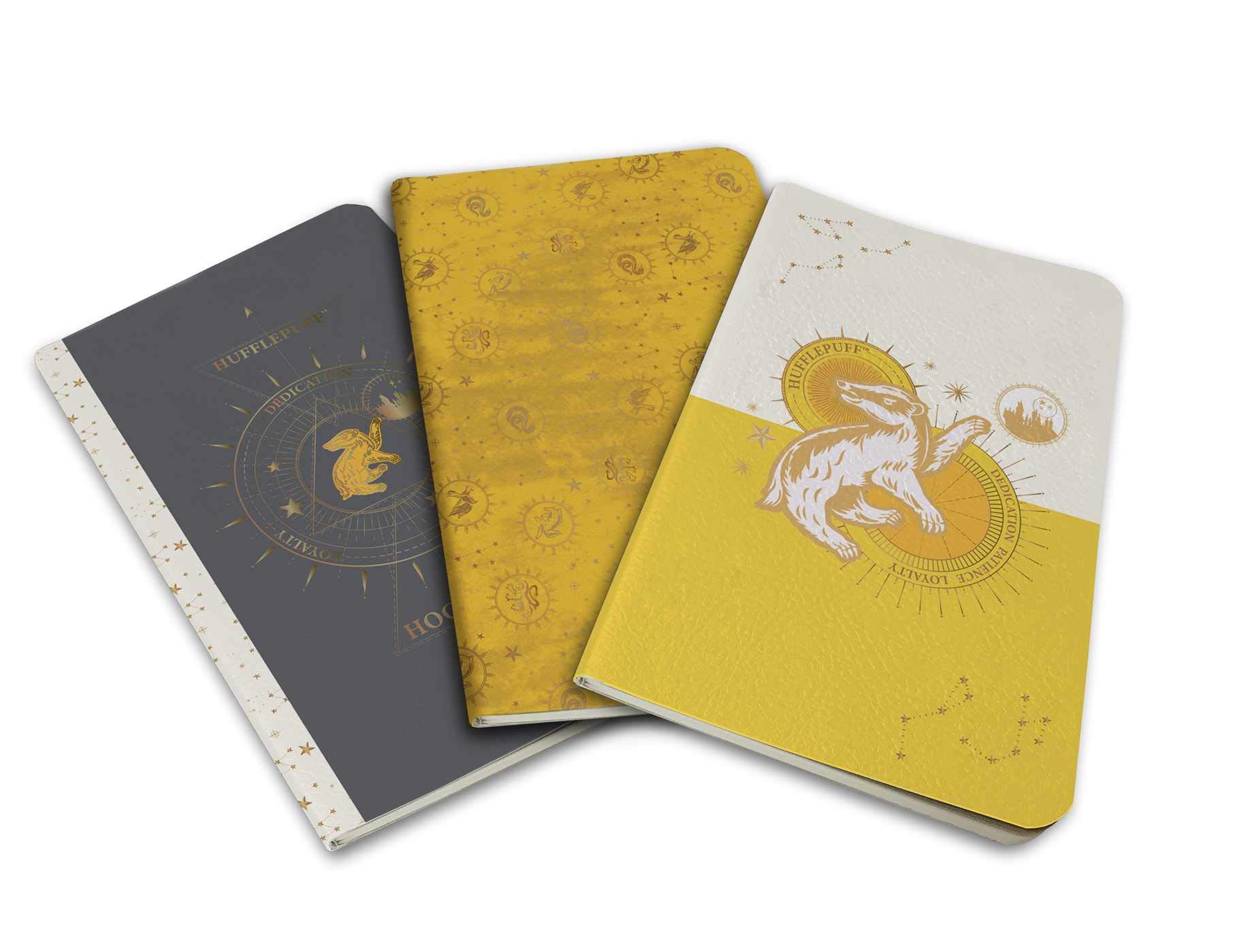 Set carnete - Harry Potter - Hufflepuff Constellation Sewn Pocket | Insight Editions