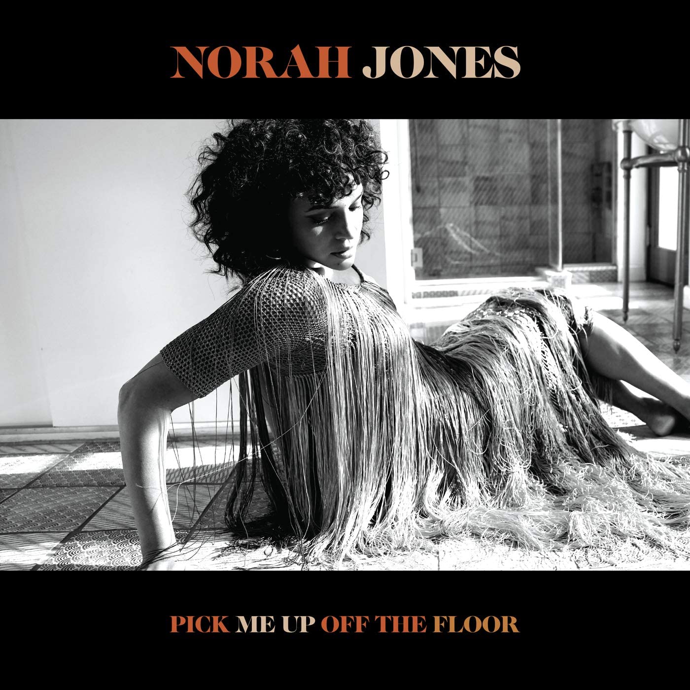 Pick Me Up Off The Floor – Vinyl | Norah Jones Blue Note poza noua