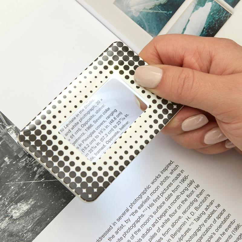 Lupa cu led - Light Up Magnifier - mai multe modele | Kikkerland - 3 | YEO