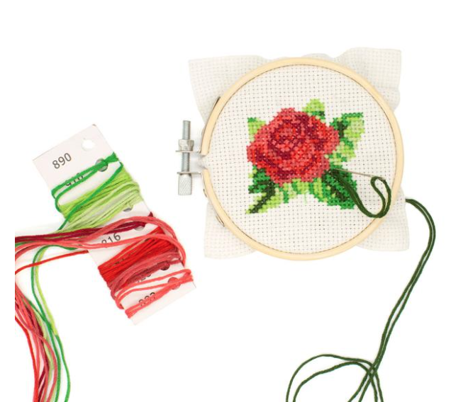 Kit goblen - Mini Cross Stitch Embroidery Kit - Rose | Kikkerland - 2 | YEO