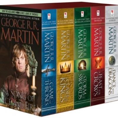 Vezi detalii pentru A Song of Ice and Fire Box Set - 5 Books | George R.R. Martin